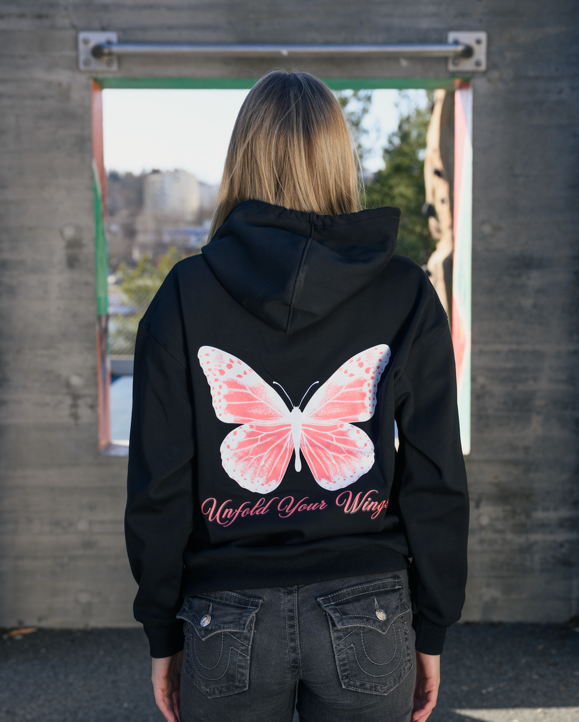 UNFOLD YOUR WINGS OVERSIZE HOODIE